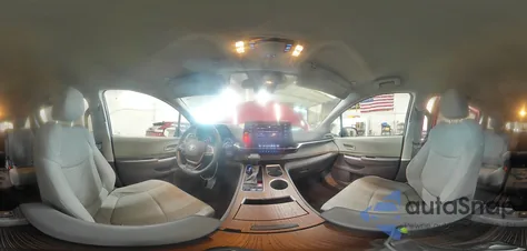 2021 Toyota Sienna Le z USA, uszkodzony, nr VIN 5TDKRKEC0MS023360